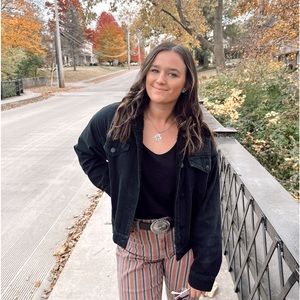 Meet your Posher, Mara